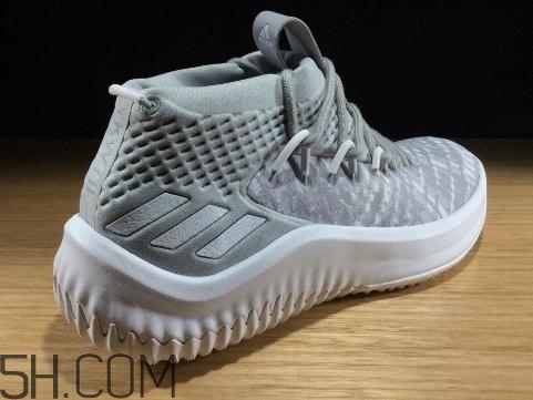 adidas dame 4利拉德母校配色實(shí)物什么樣？