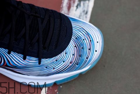 under armour curry 4實(shí)戰(zhàn)測(cè)評(píng)怎么樣？