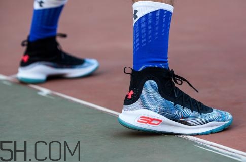 under armour curry 4實(shí)戰(zhàn)測(cè)評(píng)怎么樣？