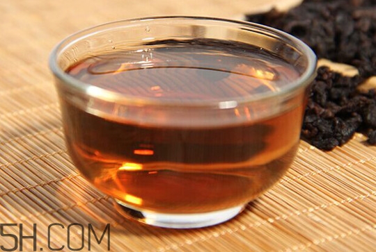 天氣干燥煲什么湯喝最好？氣候干燥喝什么茶好