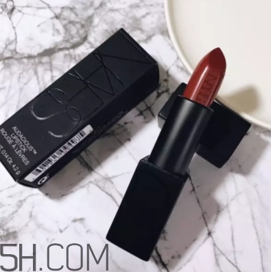 nars mona口紅顯白嗎？nars mona適合黃皮嗎？