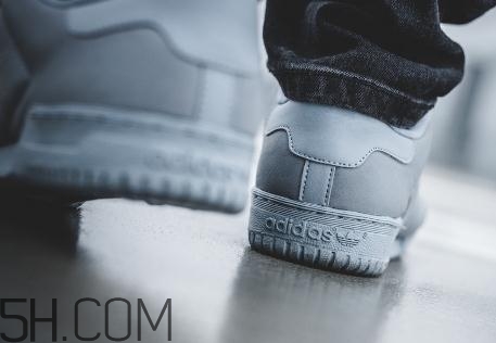 yeezy powerphase grey國內(nèi)發(fā)售店鋪有哪些？