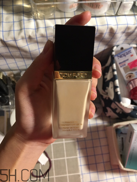 tom ford無痕裸透輕薄方管粉底液怎么樣 測(cè)評(píng)