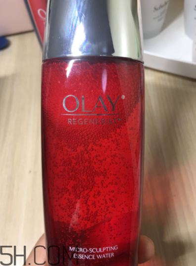 Olay新生活能水是精華水嗎？什么功效？