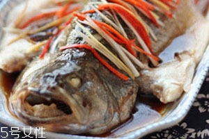 鱸魚(yú)死了還能吃嗎 死鱸魚(yú)的保存建議