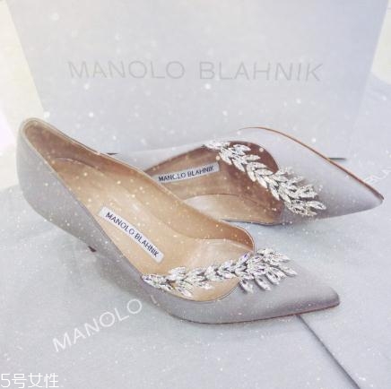 manolo blahnik是什么檔次？世界上最優(yōu)美的高跟鞋