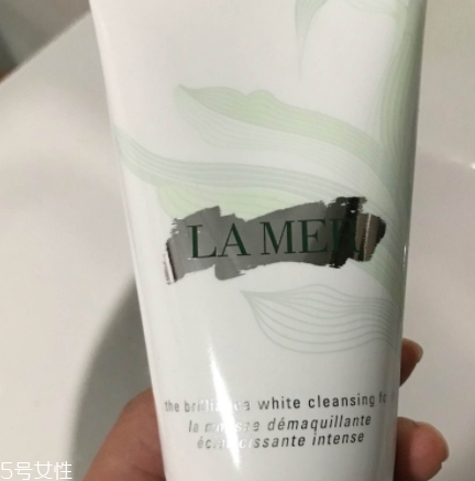 lamer海藍之謎和阿瑪尼哪個好？