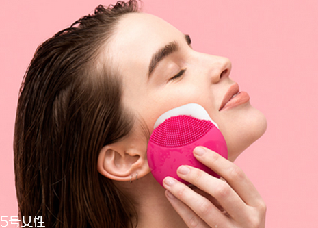 luna洗臉儀分幾種？foreo luna使用說明