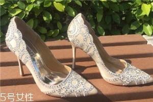 badgley mischka是奢侈品嗎？做最美最閃耀的新娘