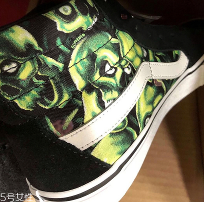 supreme與vans2018春夏聯(lián)名鞋款發(fā)售時間_多少錢