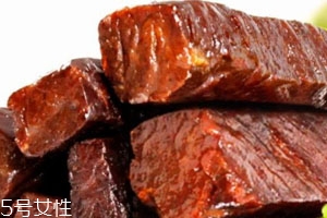 牛肉干為什么會(huì)發(fā)白毛 不能食用