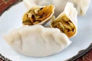 餃子餡可以放雞精嗎？會(huì)危害健康