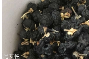 黑枸杞青少年能吃嗎？可以適量喝