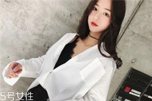 襯衫可以搭配羽絨服嗎？襯衫要這樣搭配