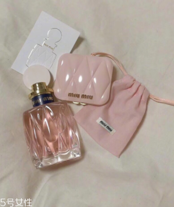 miumiu粉色香水怎么樣？miumiu2018新香水什么味道？