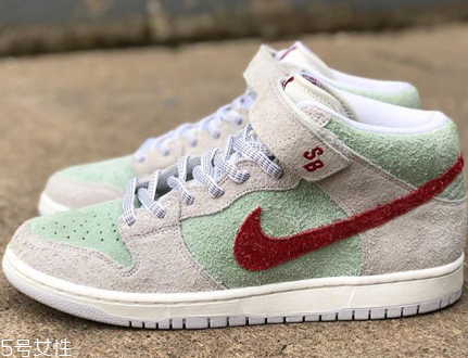 nike sb dunk white widow翻毛鞋面發(fā)售日期_在哪買