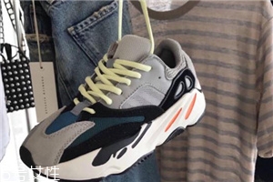 yeezy 700偏碼嗎？yeezy 700碼數(shù)正常嗎