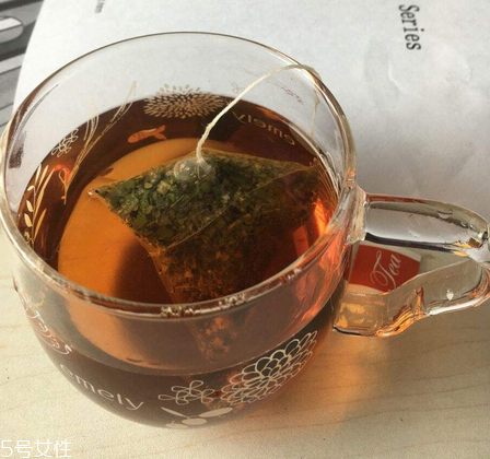 脂流茶喝了會(huì)拉肚子嗎？