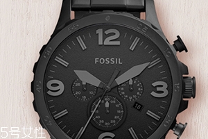 fossil手表怎么換表帶？fossil手表怎么用