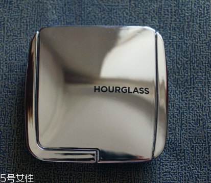 hourglass高光粉餅怎么樣 hourglass高光粉餅