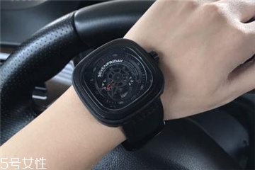 sevenfriday手表價(jià)位 手腕上的硬朗與雅致