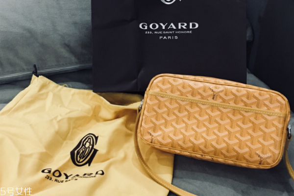 goyard相機(jī)包真假對(duì)比 打擊假貨到底