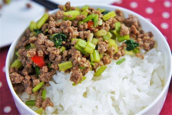 米飯和饅頭哪個好消化 米飯和饅頭都是主食