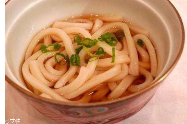 烏冬面是哪個(gè)國(guó)家的特產(chǎn)呢 烏冬面怎么做好吃呢