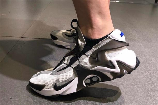 nike adapt huarache開箱測(cè)評(píng)-adapt huarache上腳圖