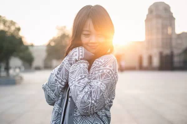 女孩子躲避你是為什么 女孩子躲避你的原因