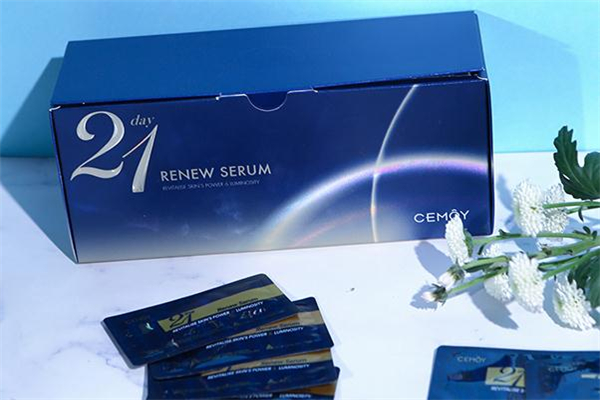 cemoy21天精華是晚上用嗎 21天極光晚安精華白天能用嗎