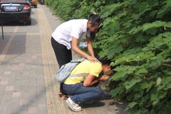 暈車坐車前能吃飯嗎 暈車藥什么時候吃最好