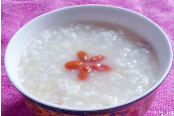 產(chǎn)后可以喝山藥粥嗎 產(chǎn)后不能吃什么呢