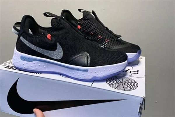 nike pg4容易崴腳嗎 耐克pg4可以打室外嗎