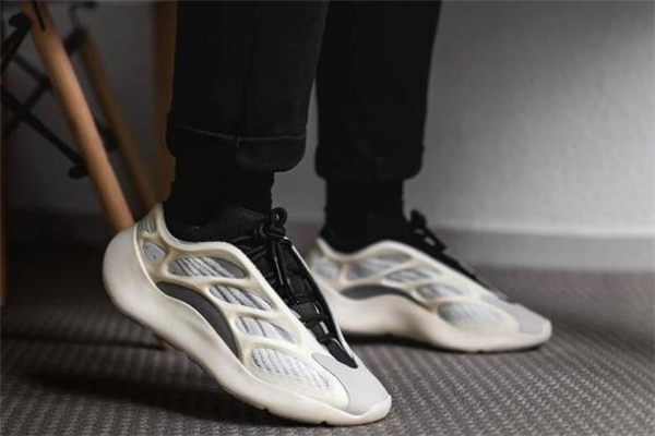 yeezy 700 v3異形真假對(duì)比 椰子700v3異形真假鑒定