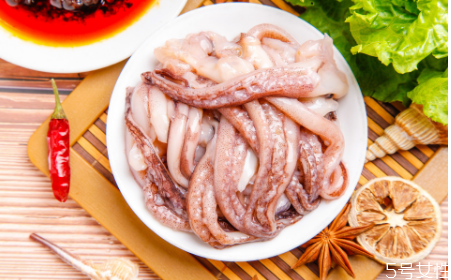 冷凍魷魚(yú)怎么處理 魷魚(yú)怎么去腥味