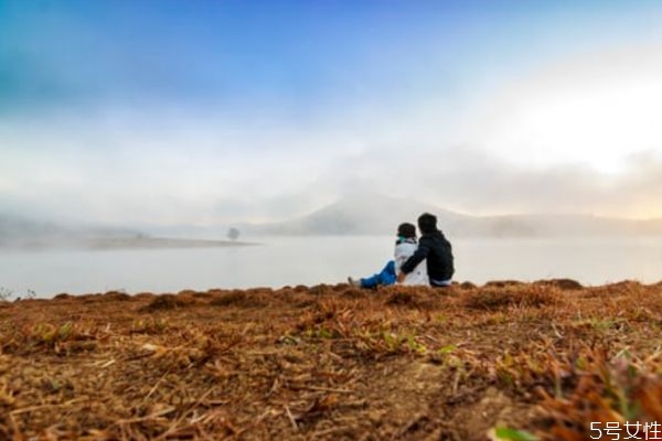 女生冷淡考驗(yàn)一般會(huì)有多長時(shí)間 女生對你冷淡怎么辦