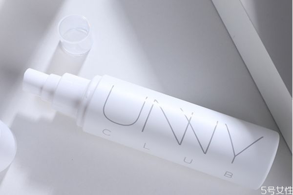 unny定妝噴霧好用嗎 unny定妝噴霧成分