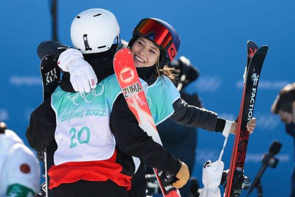 谷愛凌冬奧首秀成功晉級決賽 自由式滑雪女子大跳臺決賽時間