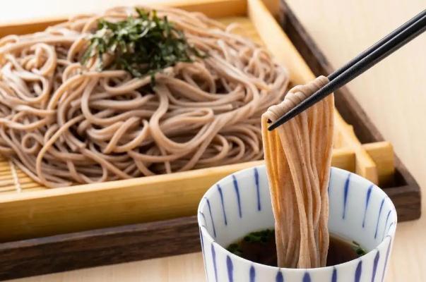 蕎麥面煮幾分鐘熟 蕎麥面可以用開水泡熟嗎