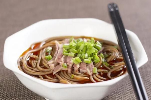 蕎麥面的好處和壞處 蕎麥面是粗糧還是細(xì)糧