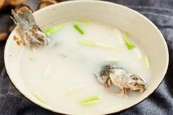 鯽魚(yú)湯會(huì)不會(huì)發(fā)胖 鯽魚(yú)湯喝多了有啥壞處