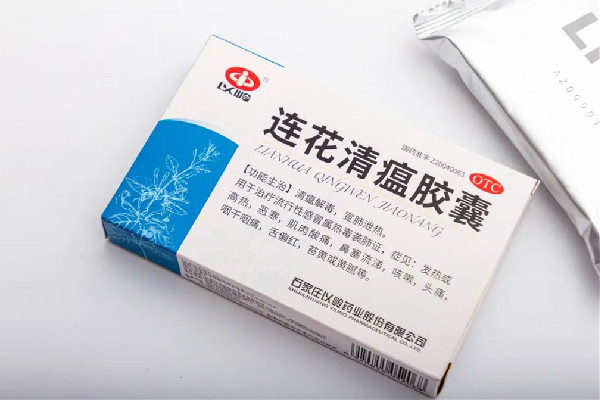 有門(mén)店一天賣(mài)40萬(wàn)盒連花清瘟 連花清瘟有退燒作用嗎