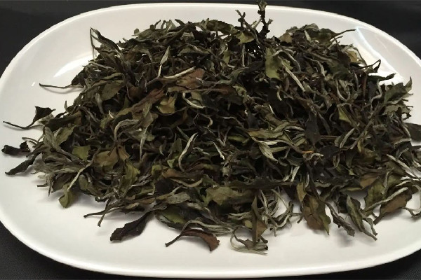 老白茶的等級怎么分 老白茶買茶餅還是散茶